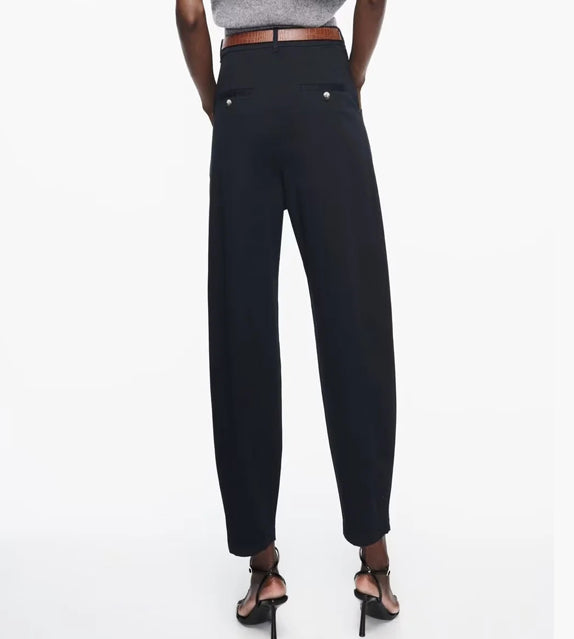 trousers khaki black zara straight cut ankle length comes with pockets belt woven fabric cute everyday wear casual elevated outfits looks to love side and back pockets basic trending pieces must have 