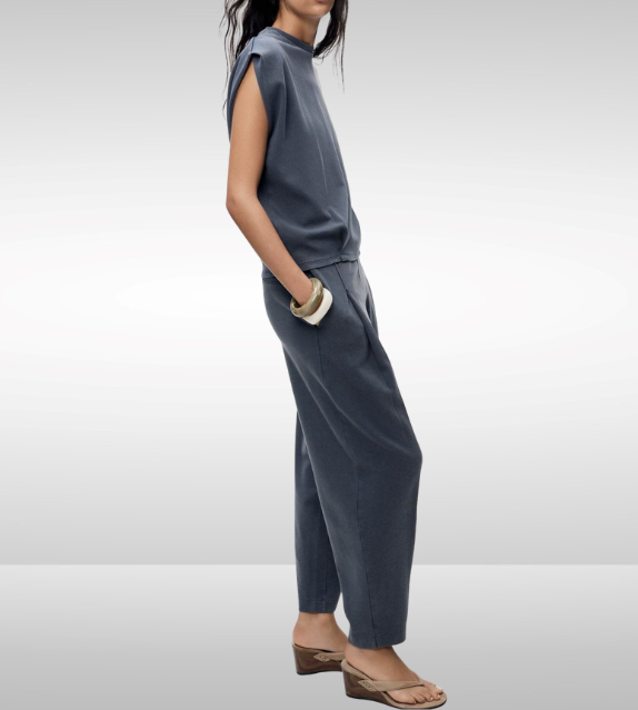 loungewear matching outfit rust pink gray grey green zara style streetstyle side pockets cute knit wear cotton polyester elastic gartered pants short sleeves everyday fashion style uniqlo mango shein classic wear women's clothing online shopping 