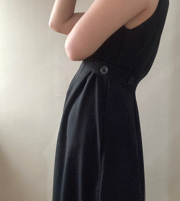black pleat dress fashion style streetstyle outfit ootd blog sleeveless button sides clothing women's sleeveless LBD pleating